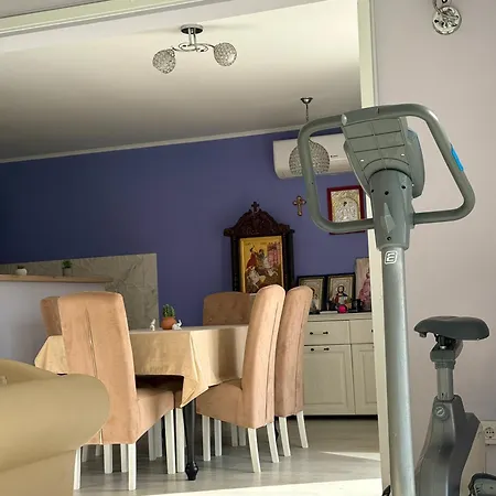 Seoska Kuca Sa Bazenom Сasa de vacaciones *